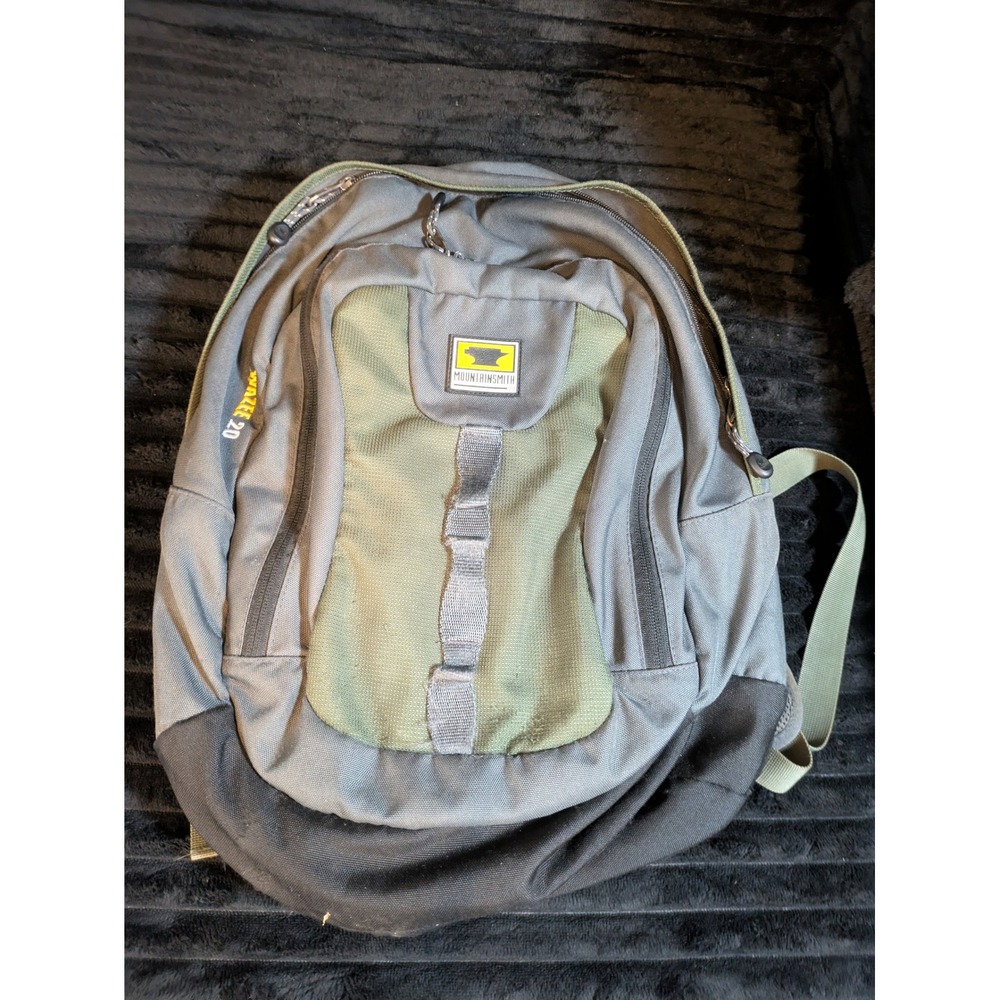 Mountainsmith Wazee 20 Backpack Gray Olive Green Hiking Daypack Outdoors